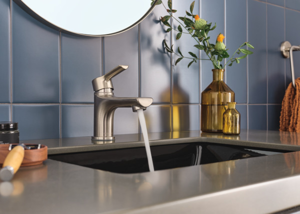 P1512LF-BN - Single Top Handle Lavatory Faucet