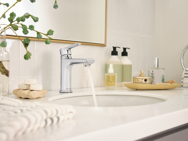 P1513LF - Single Top Handle Lavatory Faucet