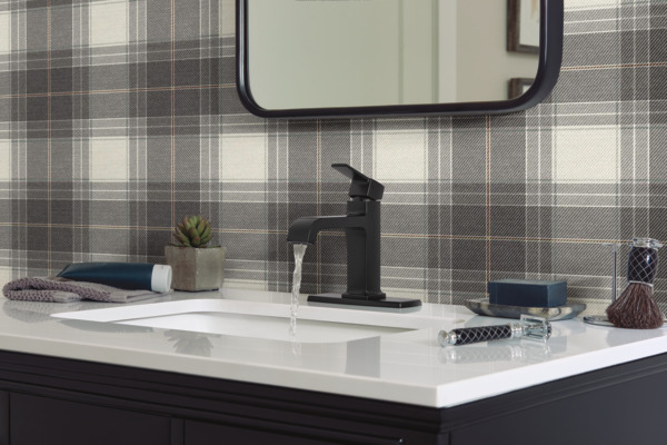 P1573LF-BL - Single-Handle Curved Spout Lavatory Faucet