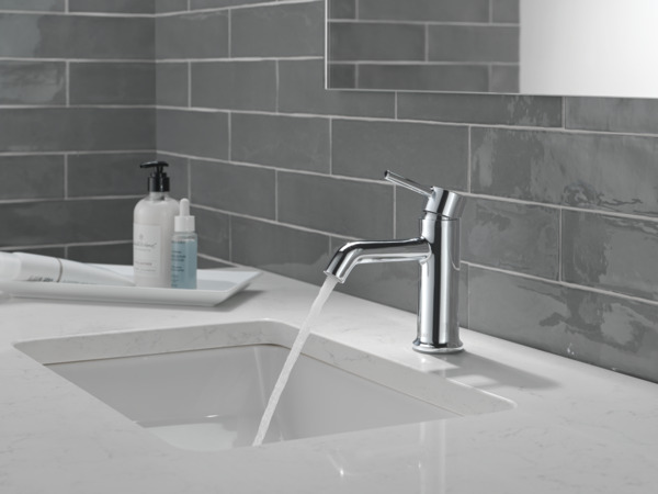 P1647LF - Single Top Handle Lavatory Faucet