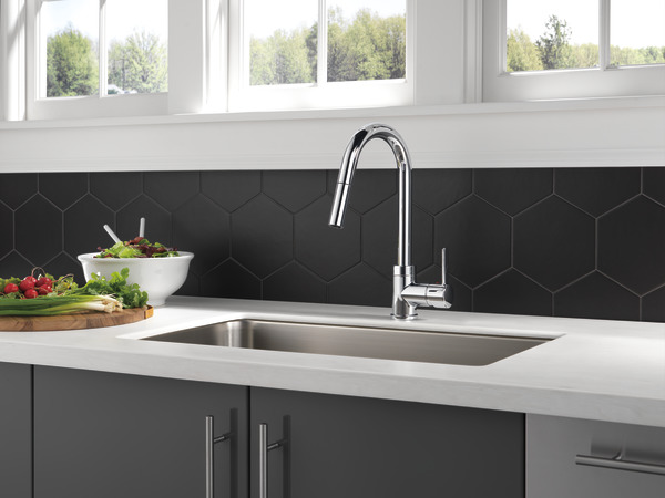 Single Handle Pull Down Kitchen Faucet, Farmhouse Sink Faucet Recommendation