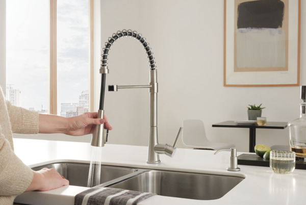 P7948LF-SS - Single-Handle Commercial Style Kitchen Faucet