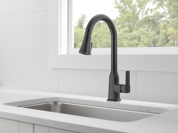 P7971LF-BL-1.0 - Single-Handle Pull-down Kitchen Faucet