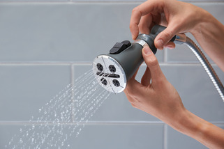 76465_MODEL_WATER_06_WEB.jpg 76465_MODEL_WATER_06_WEB.jpg