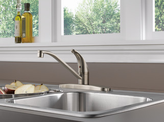 Chrome Peerless P110Lf Classic Single Handle Kitchen Faucet